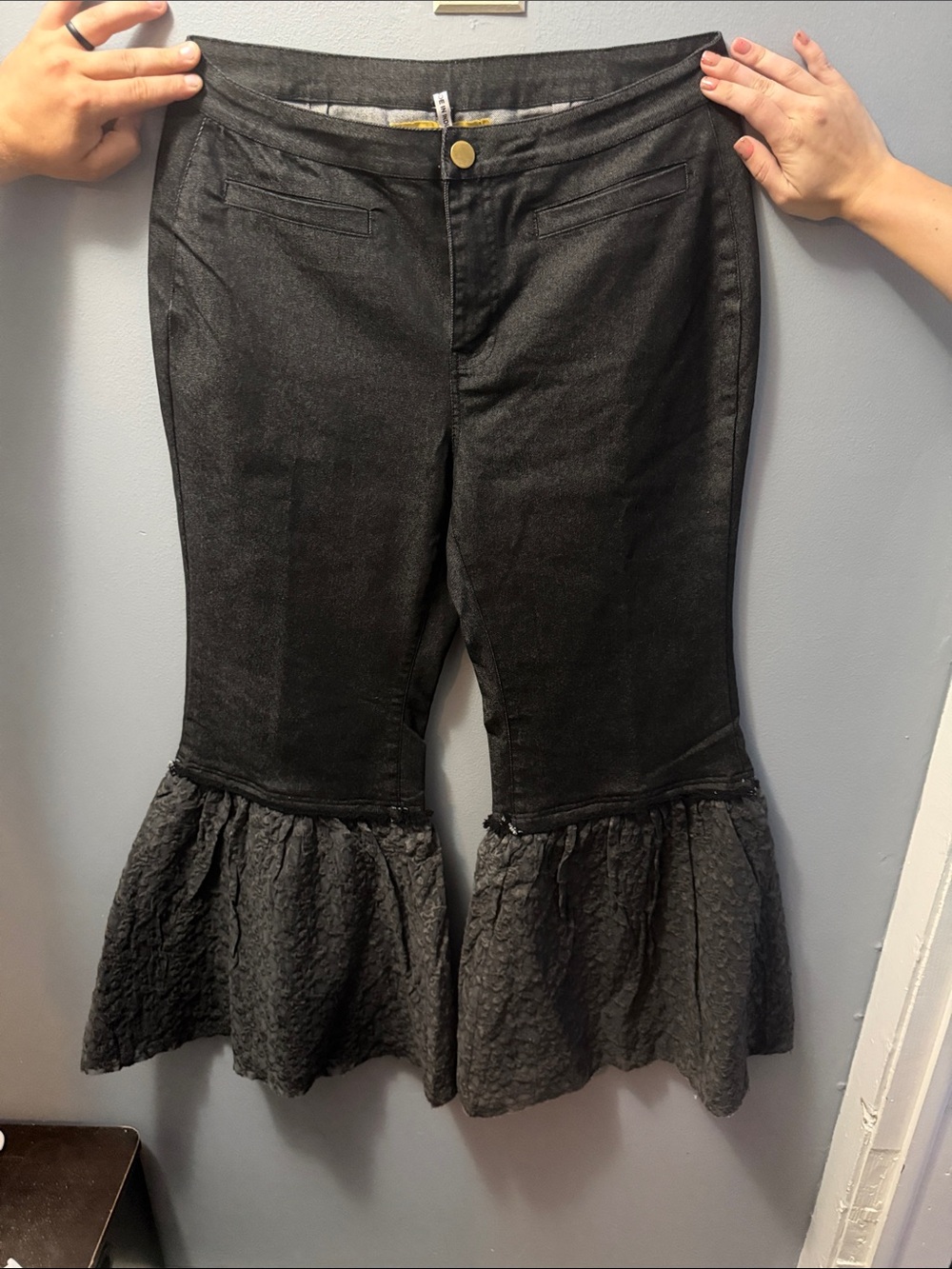 A Rare Bird Women’s Black Flare Hem Wide Leg Jeans